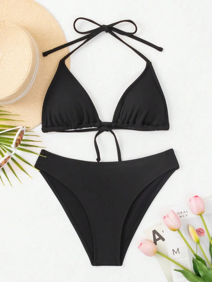 Çiçek Desenli Halter Bağcıklı Bikini Takımı