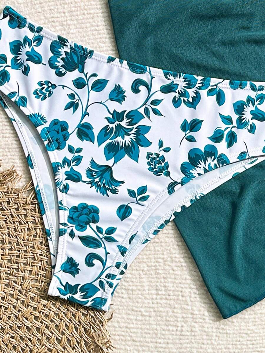 Düğüm Detaylı Çiçek Desenli Bikini Takımı
