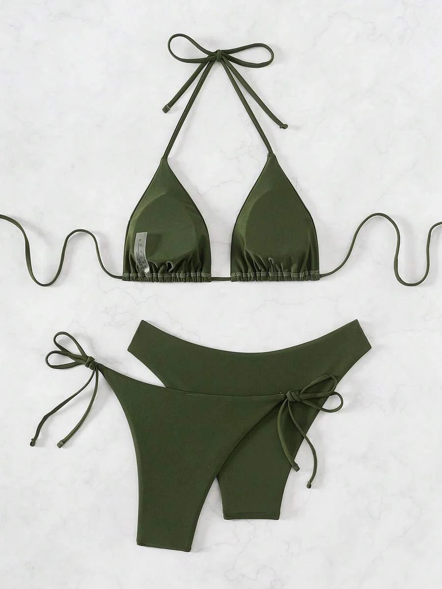 3 Parça Halter Üst + Üçgen Alt + Bağcıklı Şort Bikini Takımı