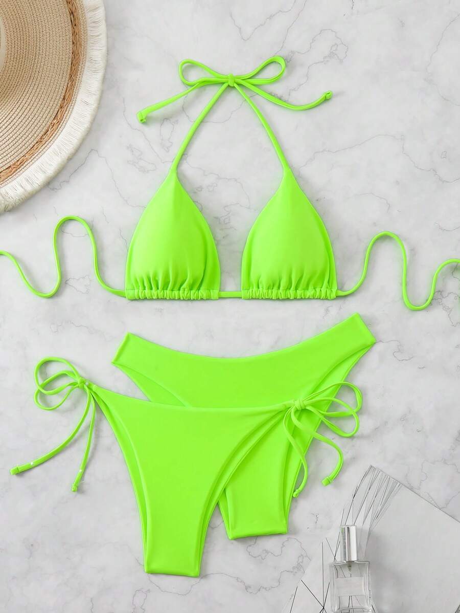 3 Parça Halter Üst + Üçgen Alt + Bağcıklı Şort Bikini Takımı