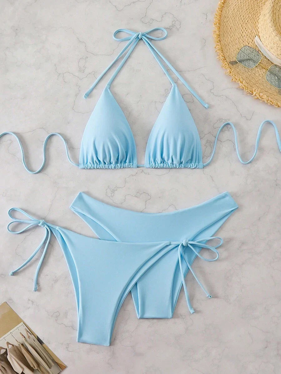 3 Parça Halter Üst + Üçgen Alt + Bağcıklı Şort Bikini Takımı
