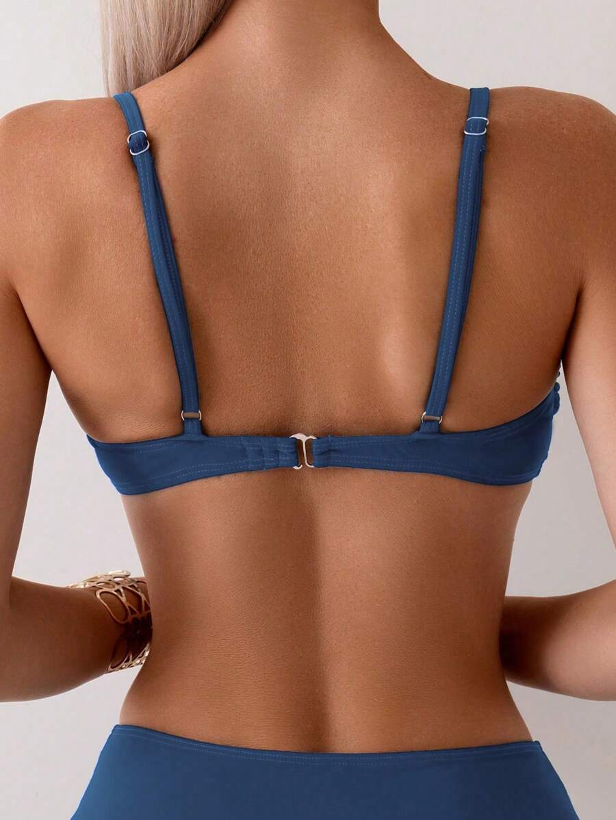 Halka Dantelli Sade Bikini Takımı