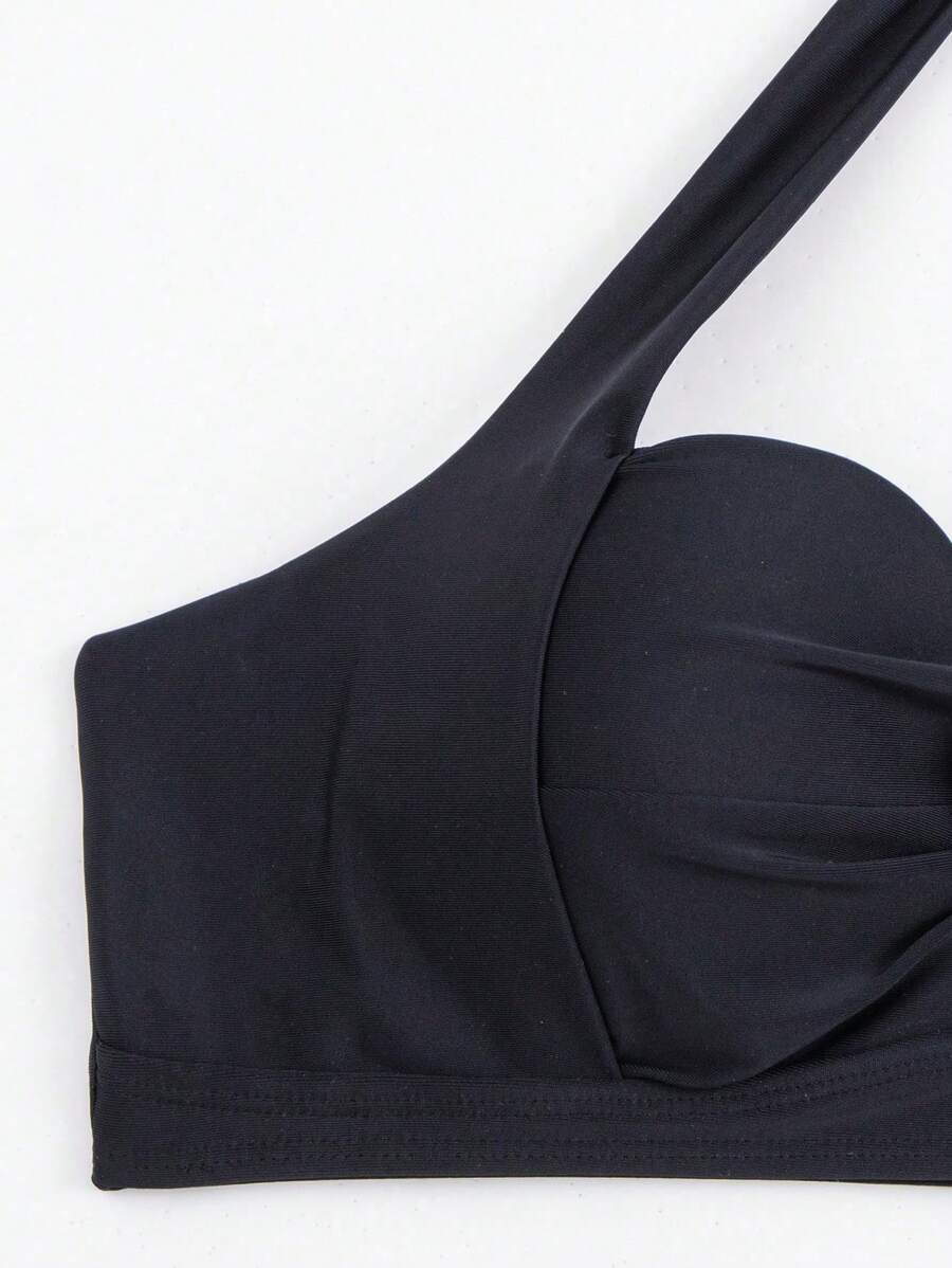 Sarmal Detaylı Sade Bikini Takımı