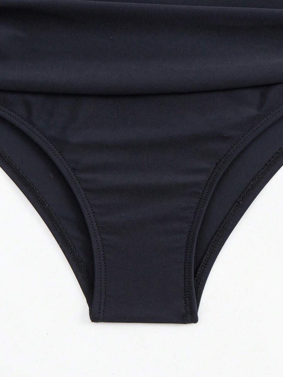 Sarmal Detaylı Sade Bikini Takımı