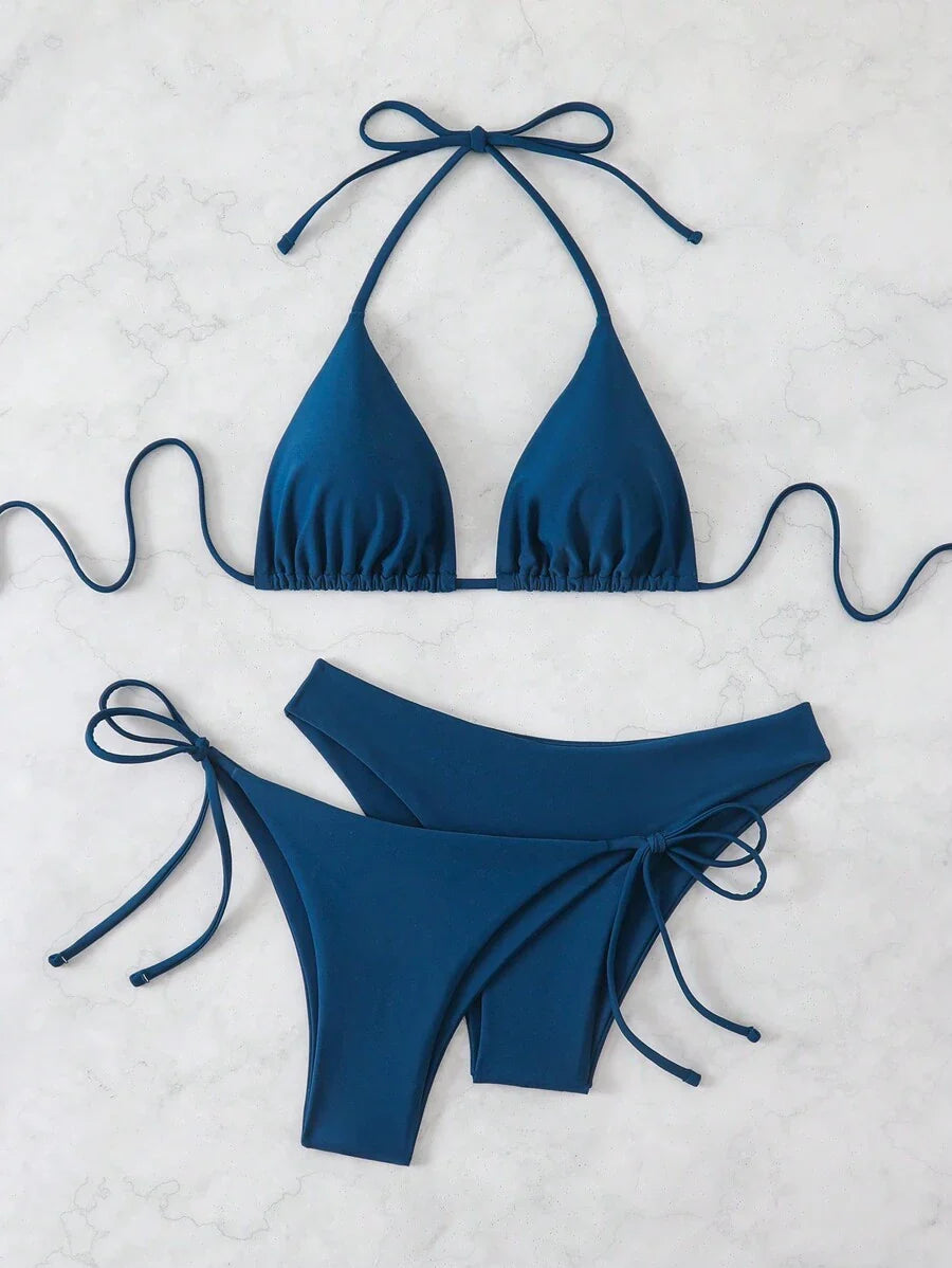 3 Parça Halter Üst + Üçgen Alt + Bağcıklı Şort Bikini Takımı