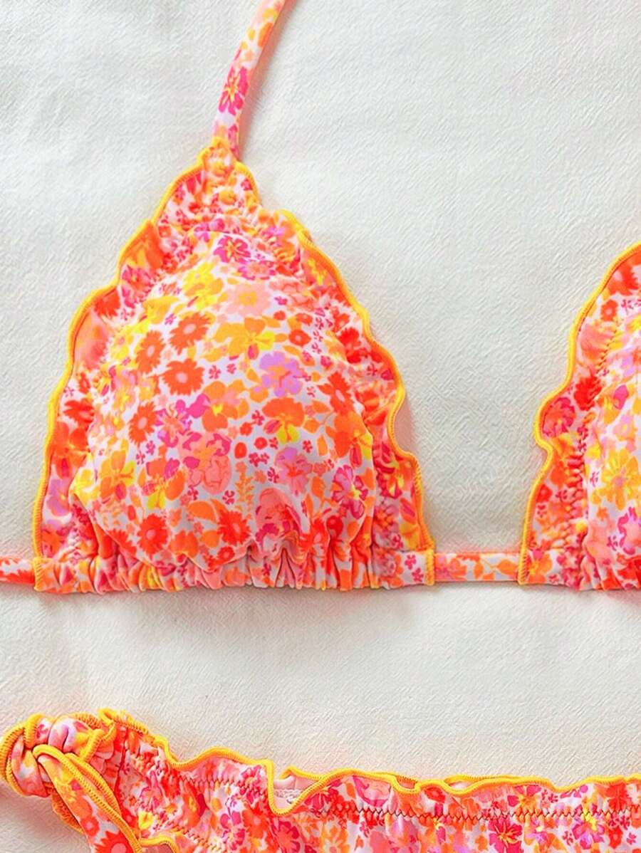 Çiçekli Dantel Pileli Bikini Takımı