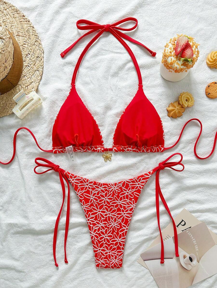 Çiçek Desenli Boyundan Bağlamalı Bikini Ve Bağcıklı Bikini Altı Takımı