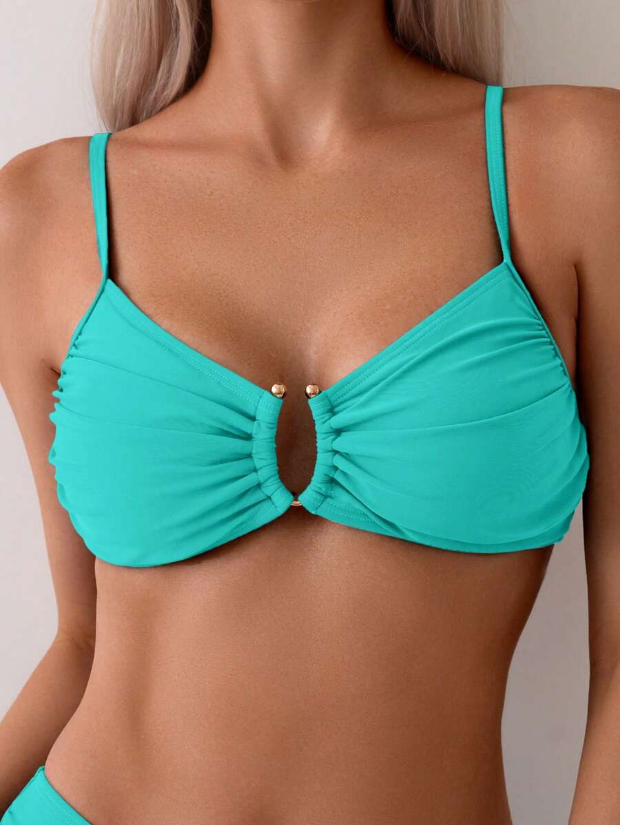 Halka Dantelli Sade Bikini Takımı