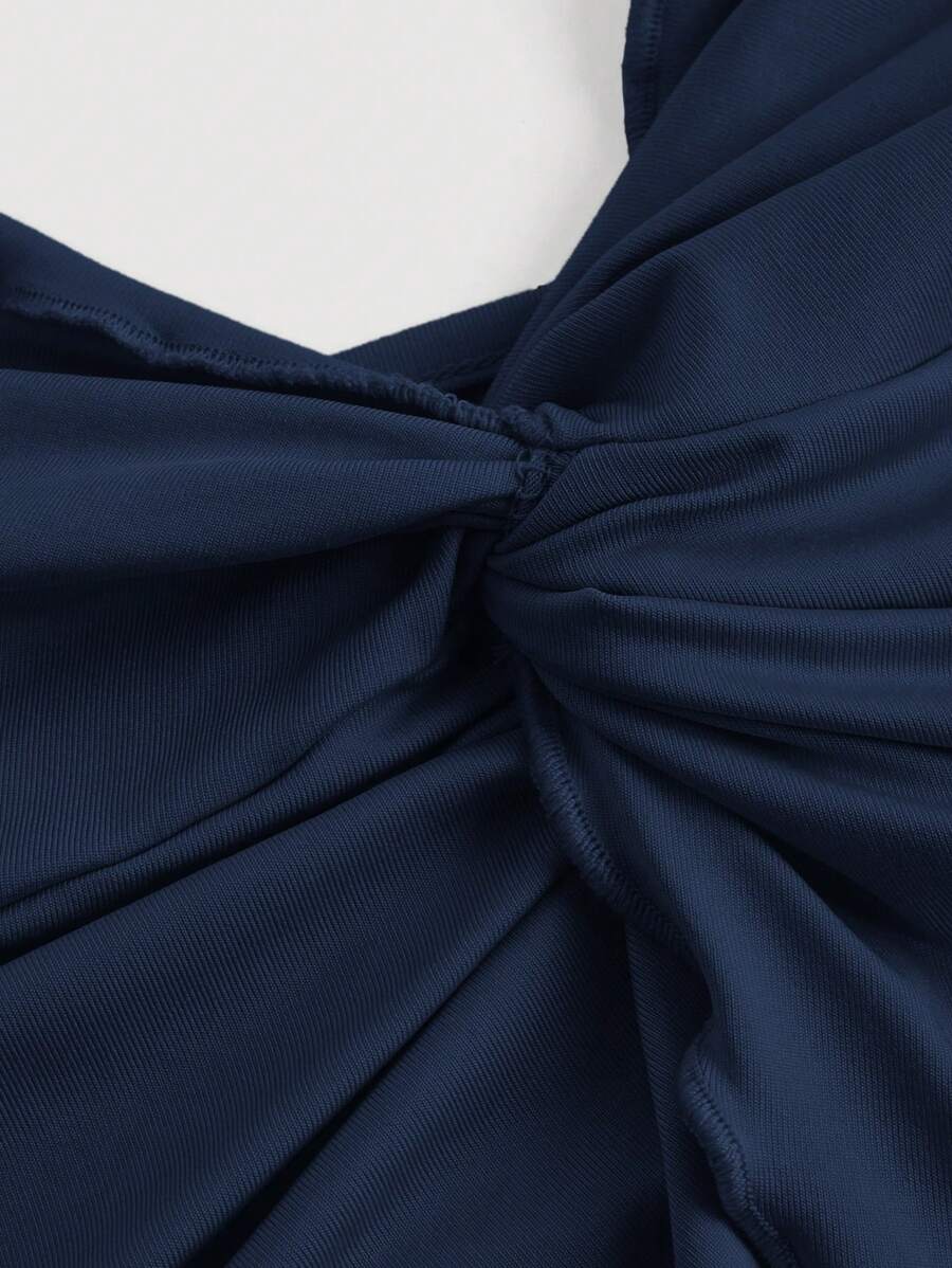 Çapraz Ön Büküm Kolsuz Crop