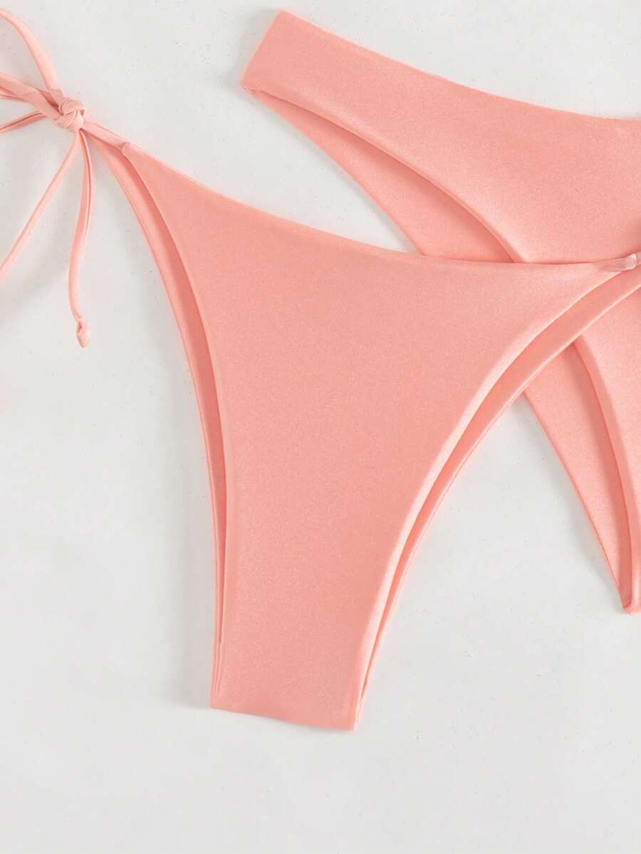 3 Parça Halter Üst + Üçgen Alt + Bağcıklı Şort Bikini Takımı