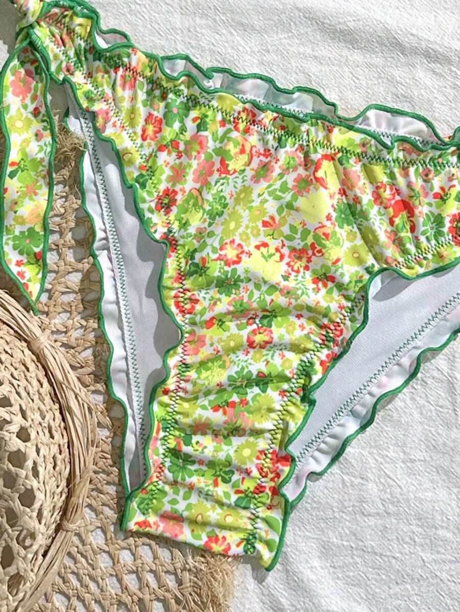 Çiçekli Dantel Pileli Bikini Takımı