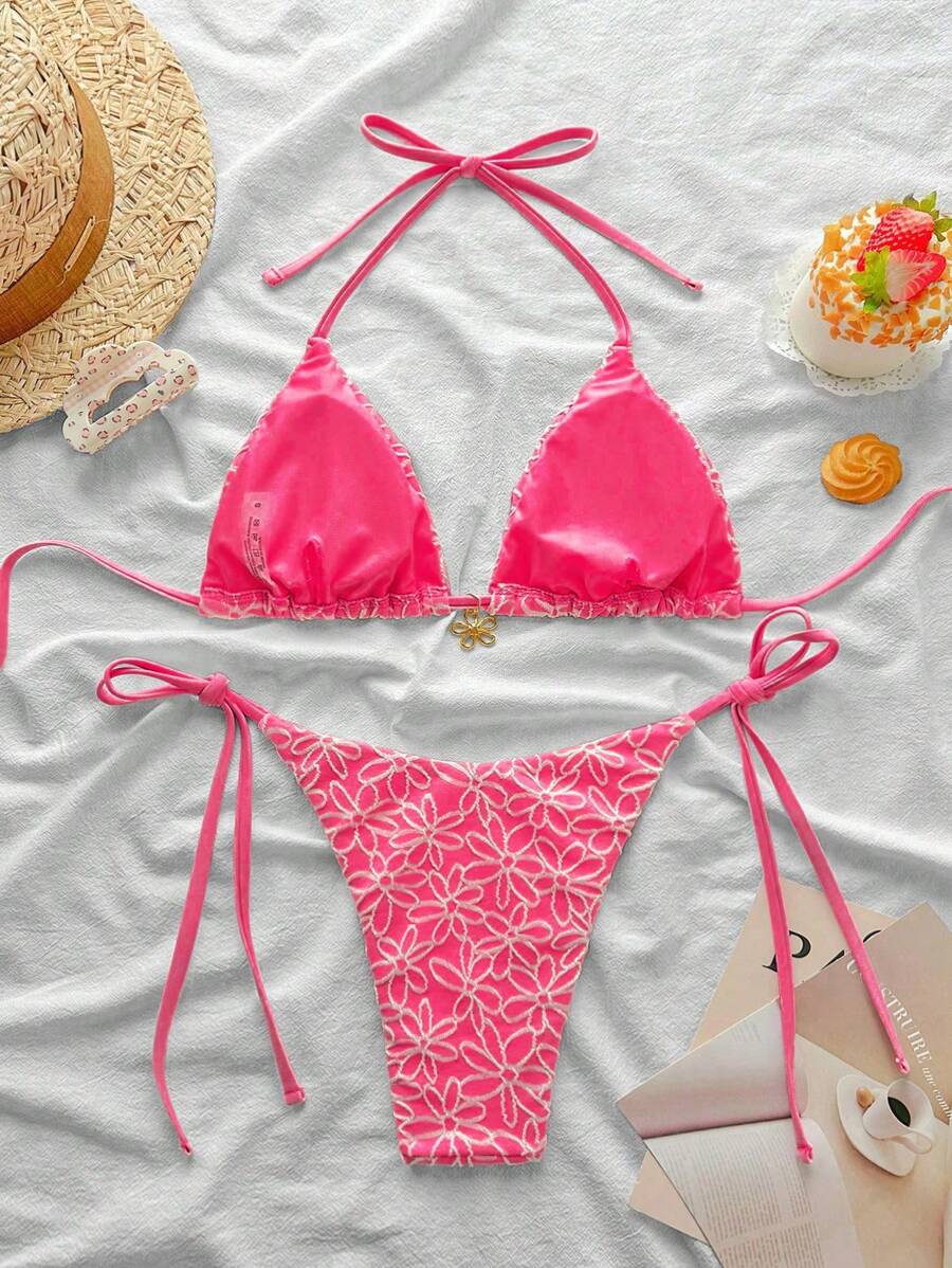 Çiçek Desenli Boyundan Bağlamalı Bikini Ve Bağcıklı Bikini Altı Takımı