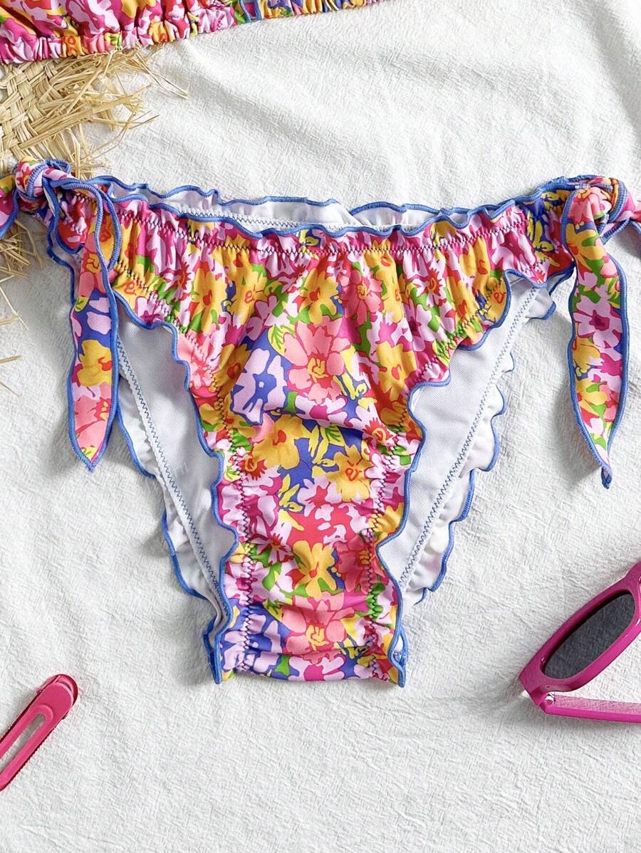 Çiçekli Dantel Pileli Bikini Takımı