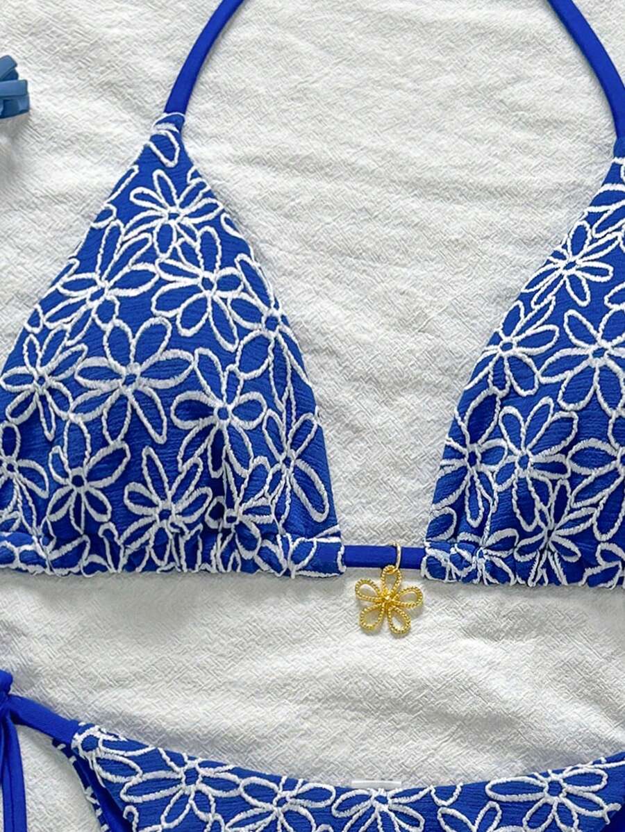 Çiçek Desenli Boyundan Bağlamalı Bikini Ve Bağcıklı Bikini Altı Takımı