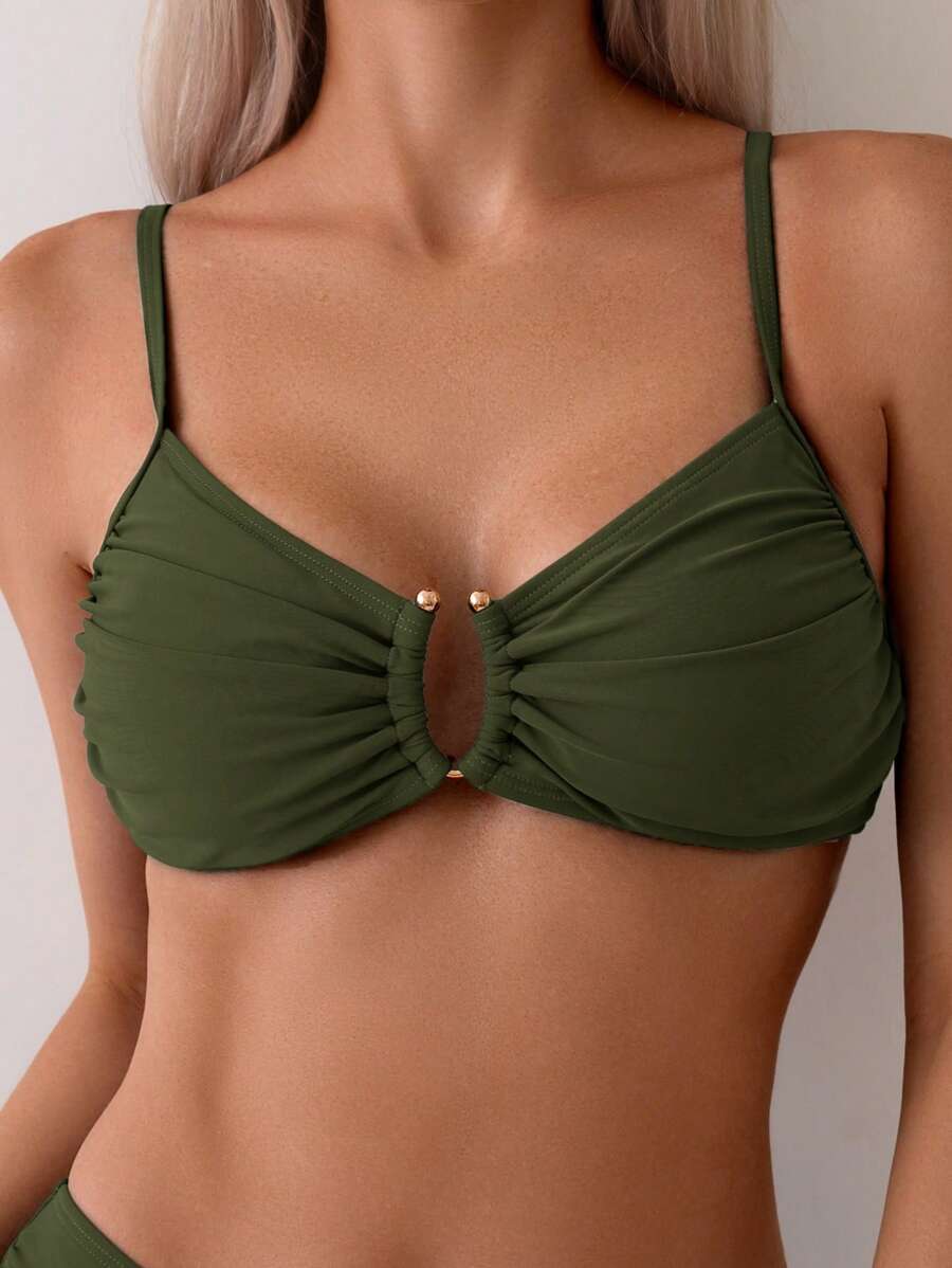 Halka Dantelli Sade Bikini Takımı