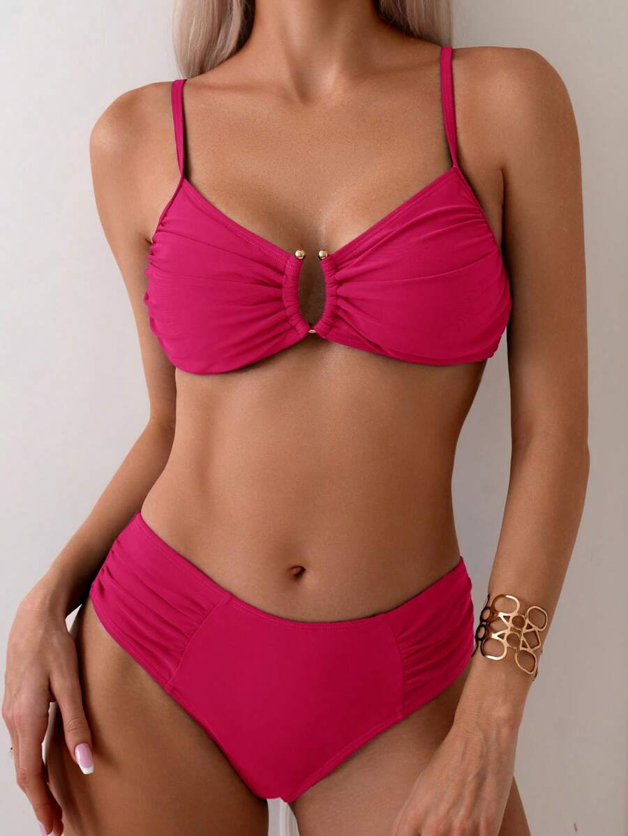 Halka Dantelli Sade Bikini Takımı