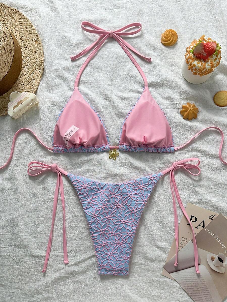 Çiçek Desenli Boyundan Bağlamalı Bikini Ve Bağcıklı Bikini Altı Takımı
