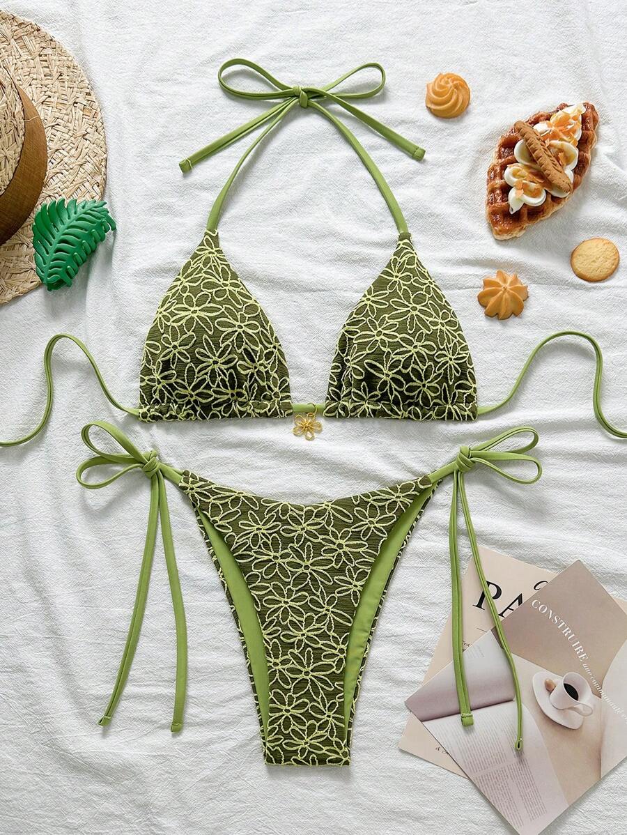 Çiçek Desenli Boyundan Bağlamalı Bikini Ve Bağcıklı Bikini Altı Takımı
