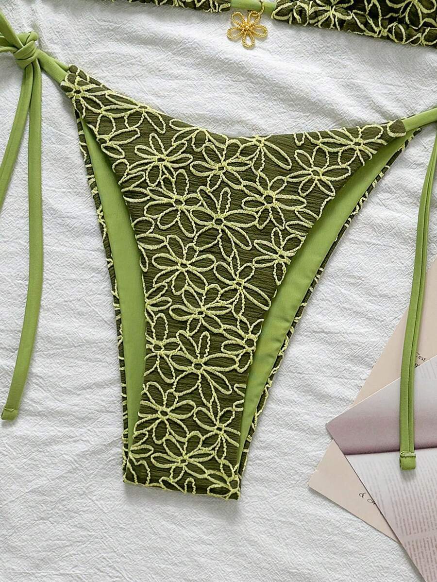 Çiçek Desenli Boyundan Bağlamalı Bikini Ve Bağcıklı Bikini Altı Takımı
