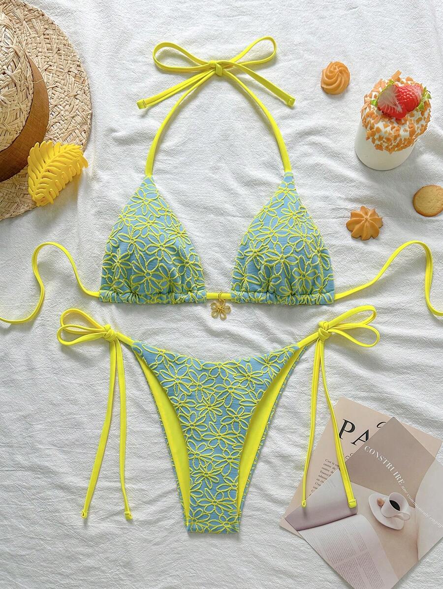 Çiçek Desenli Boyundan Bağlamalı Bikini Ve Bağcıklı Bikini Altı Takımı