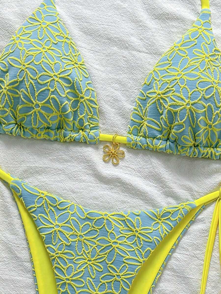 Çiçek Desenli Boyundan Bağlamalı Bikini Ve Bağcıklı Bikini Altı Takımı