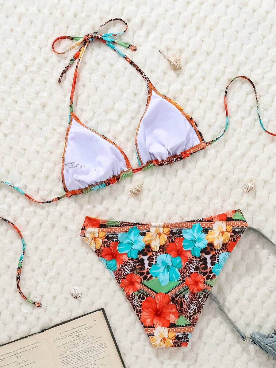 Çiçek Desenli Halter Bağcıklı Bikini Takımı
