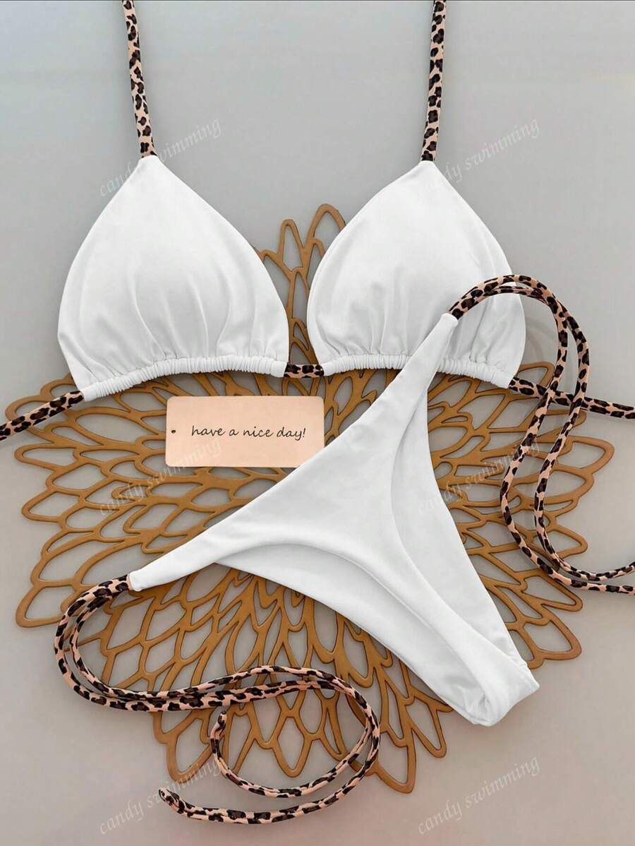 Leopar Desenli Boyundan Bağlamalı Bikini Takımı