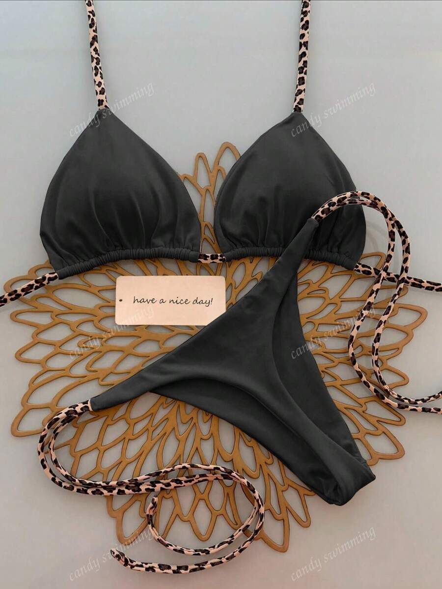 Leopar Desenli Boyundan Bağlamalı Bikini Takımı