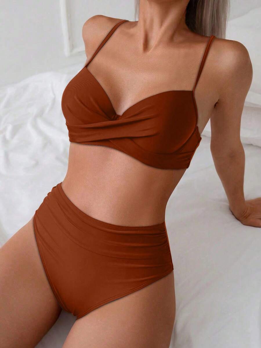 Askılı Yüksek Bel Balenli Bikini Takımı