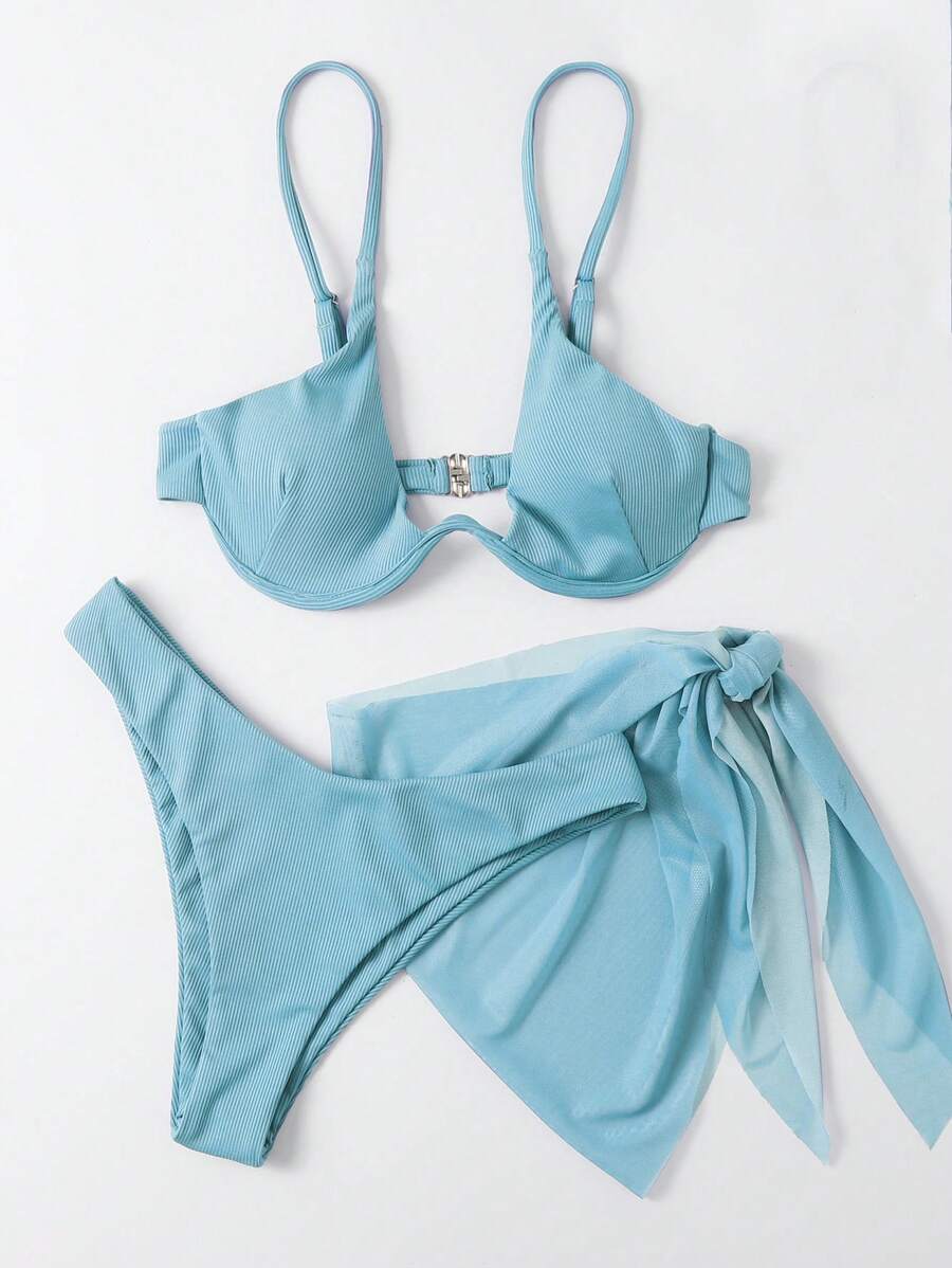 3'Lü Balenli Bikini Takımı Ve Örgü Plaj Eteği