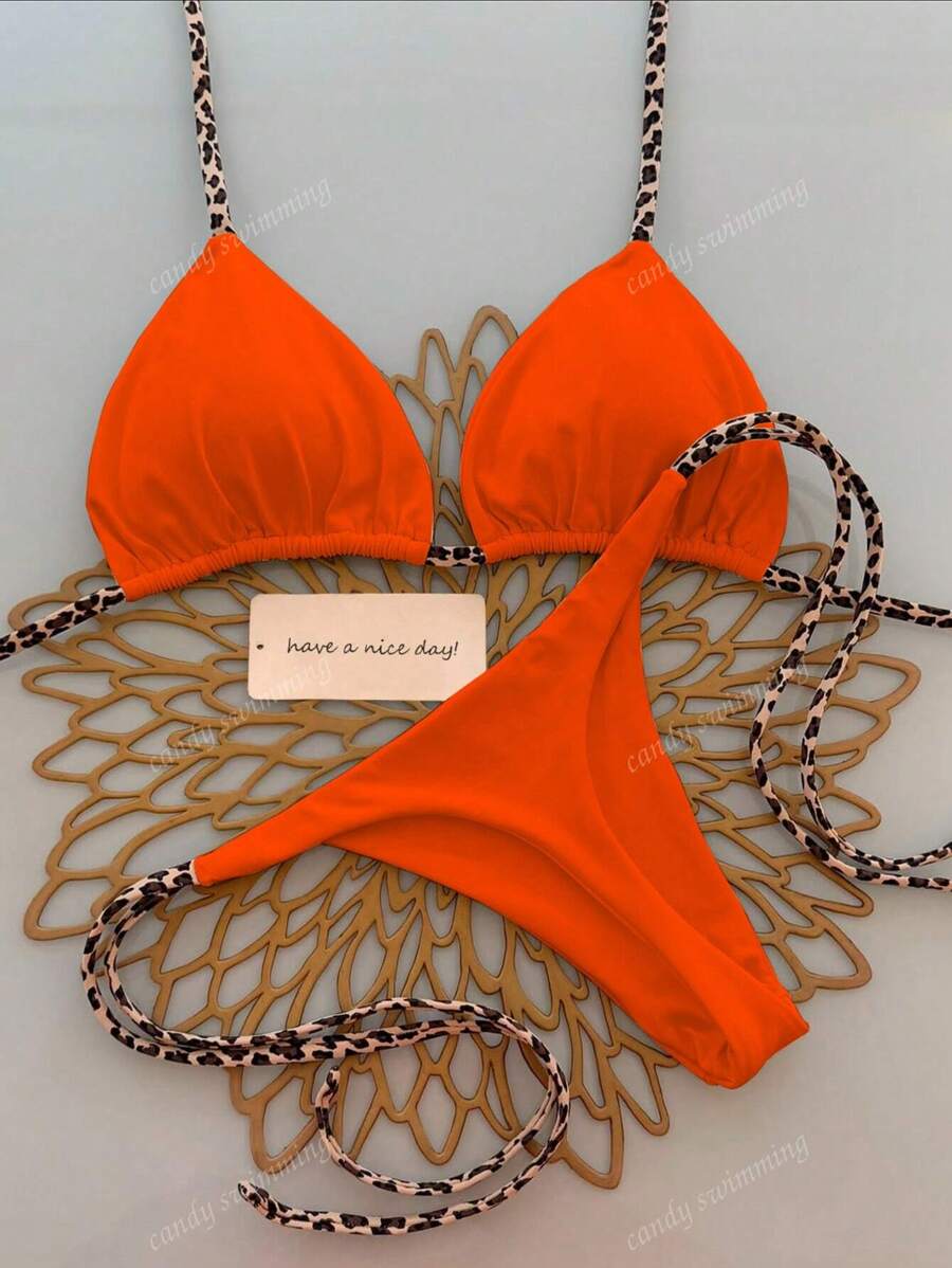 Leopar Desenli Boyundan Bağlamalı Bikini Takımı