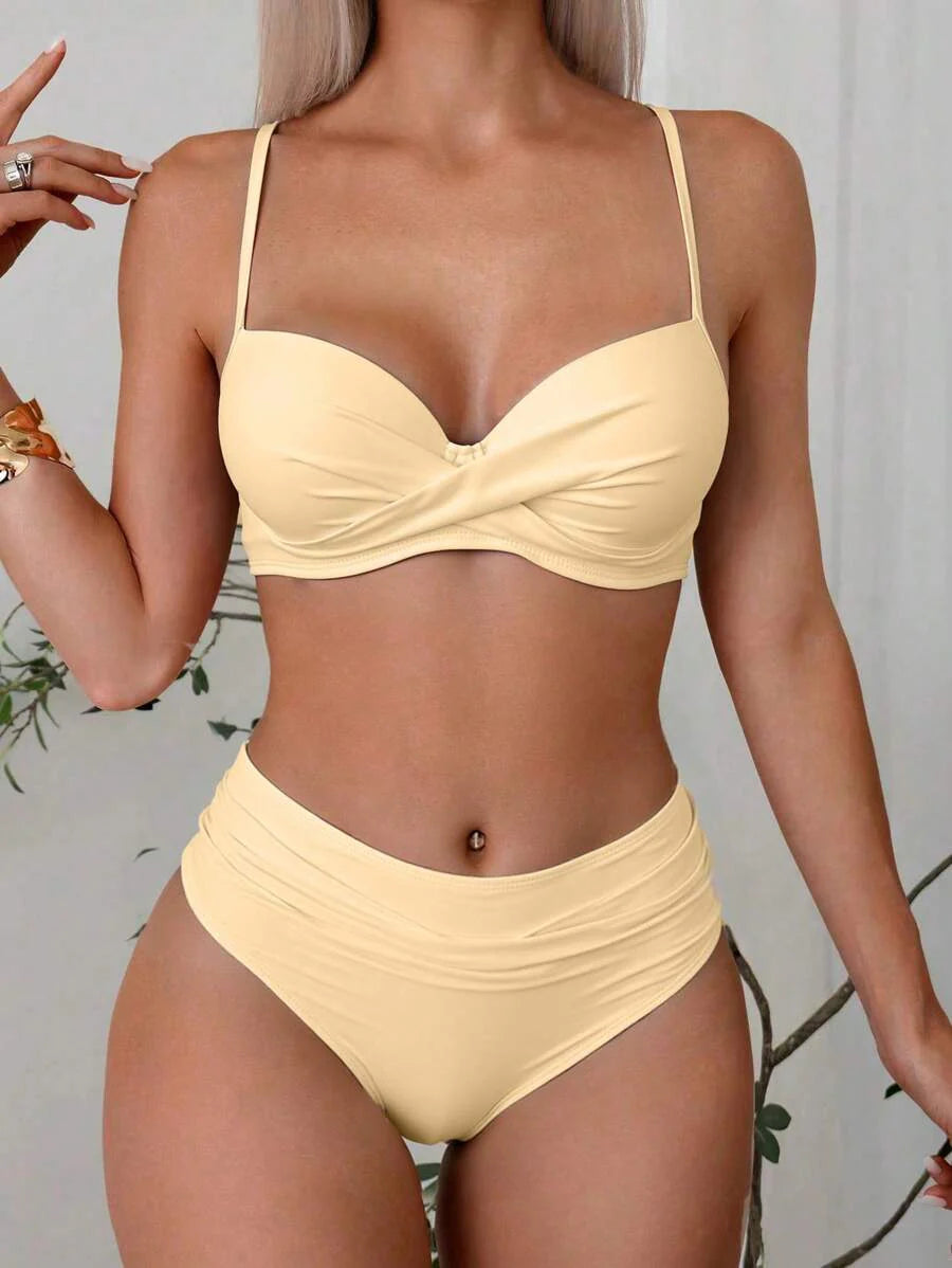 Askılı Yüksek Bel Balenli Bikini Takımı