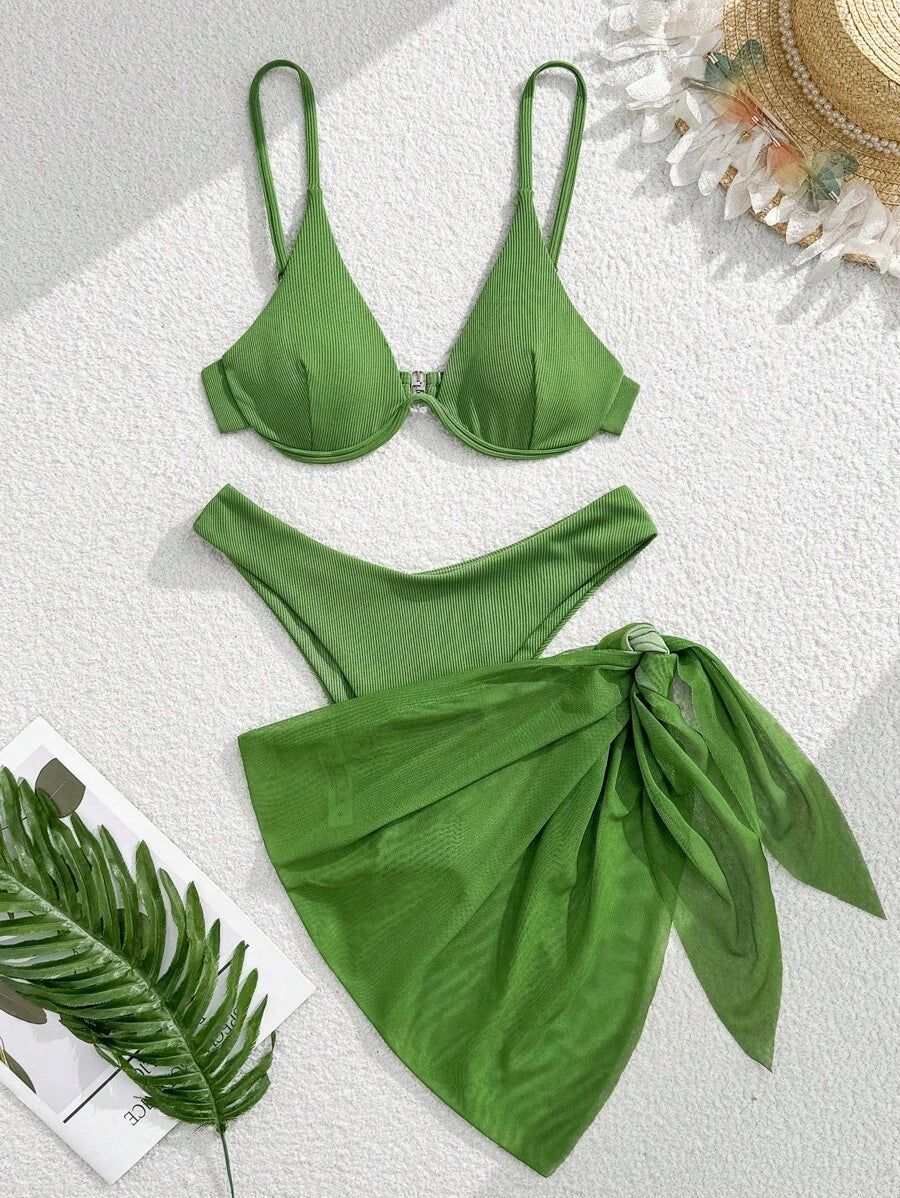 3'Lü Balenli Bikini Takımı Ve Örgü Plaj Eteği