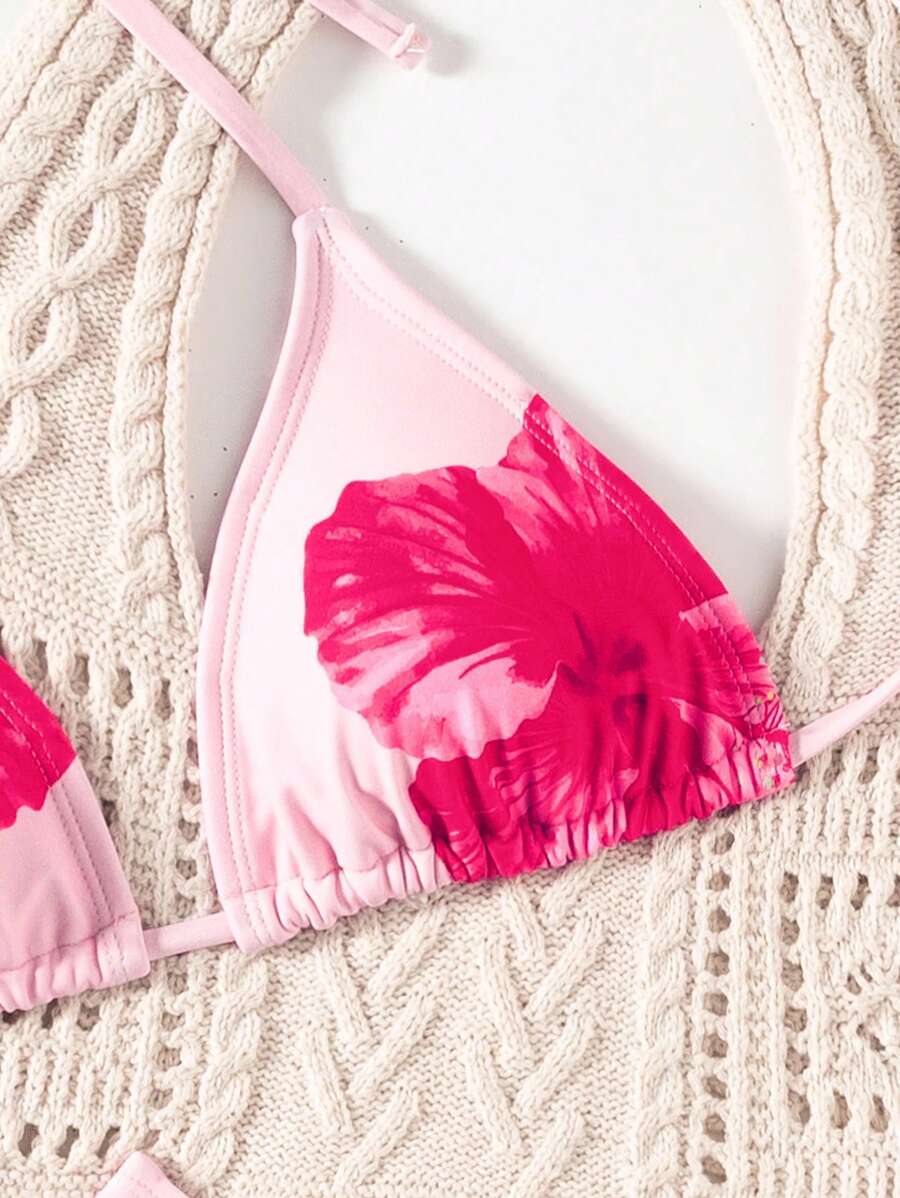 Çiçek Desenli Halter Bağcıklı Bikini Takımı