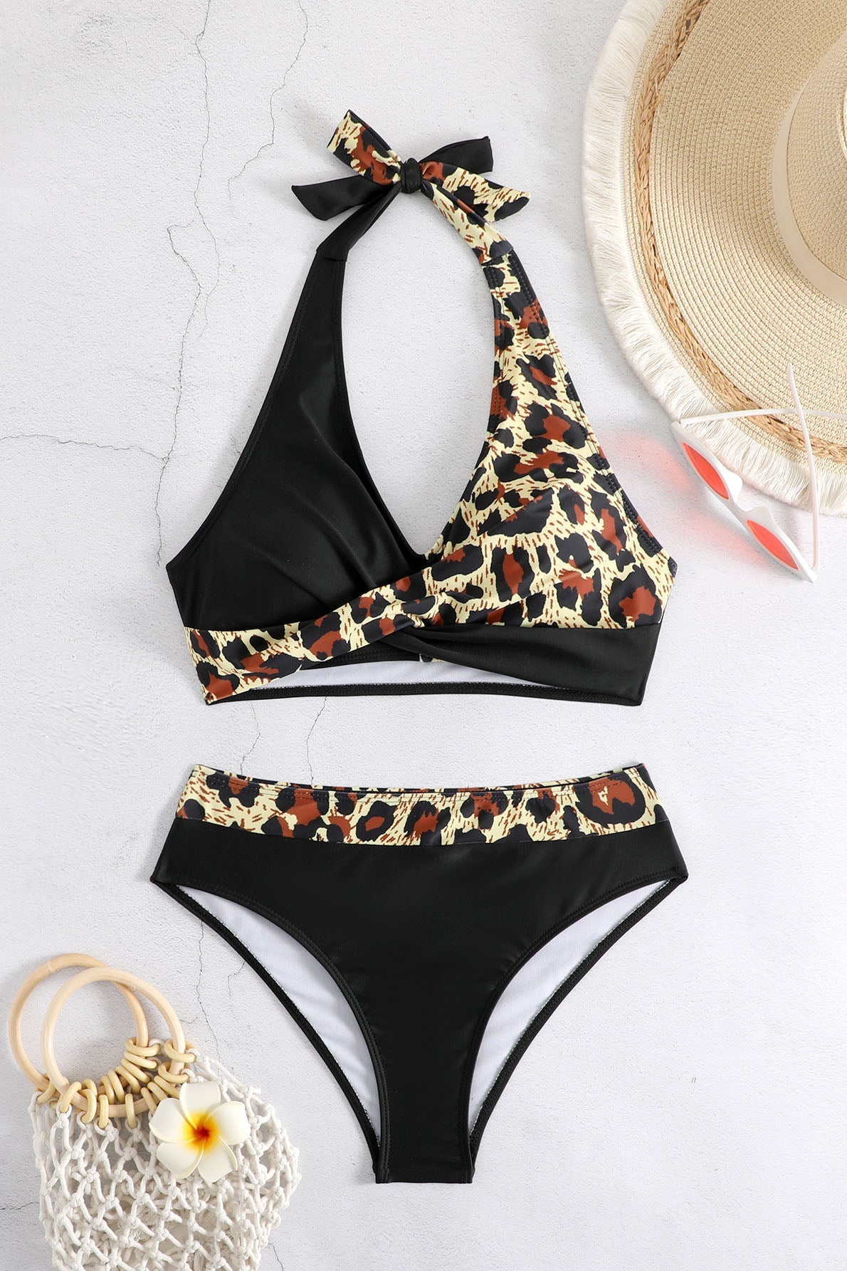 Renk Bloklu Boyundan Bağlamalı Bikini Mayo