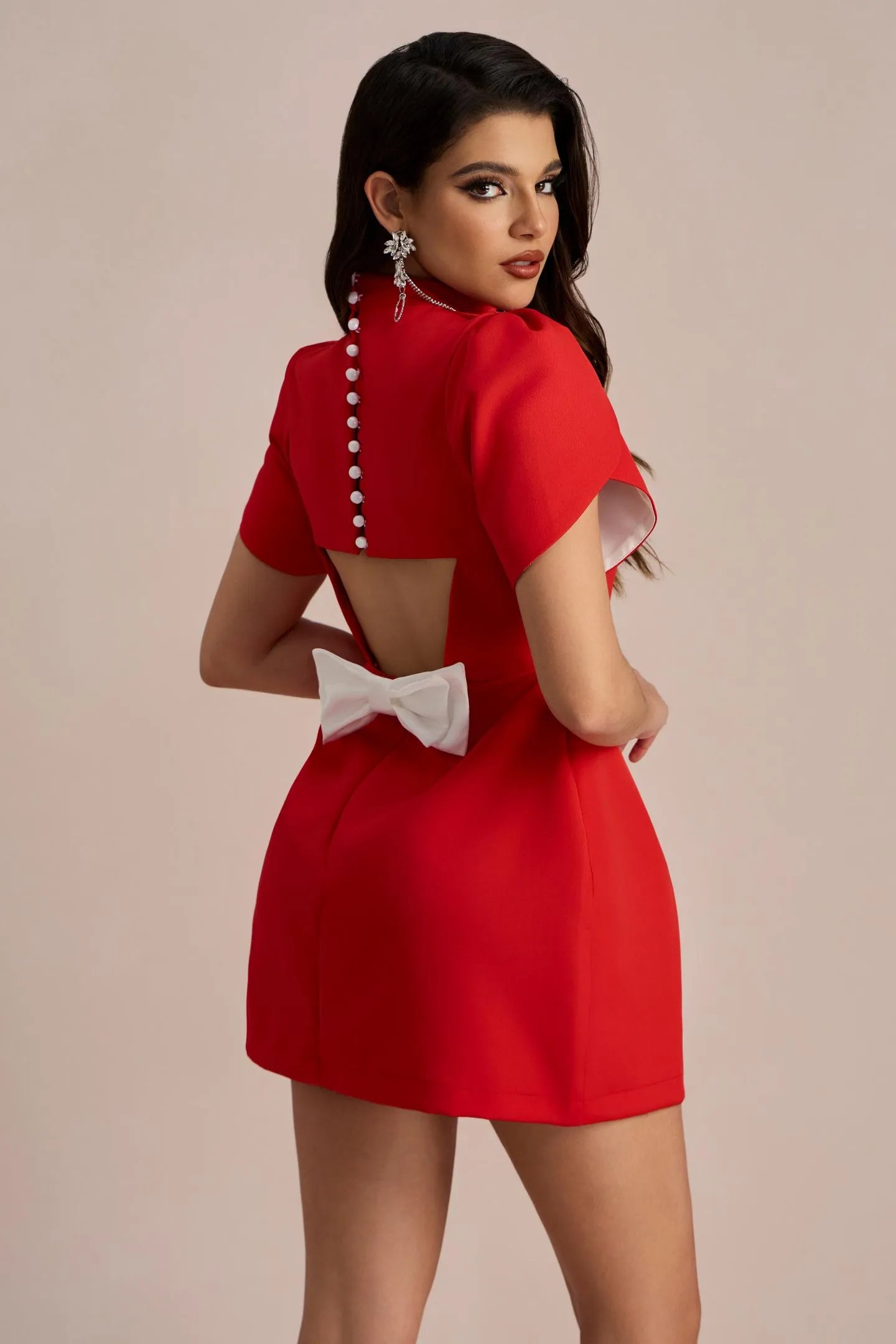 Moda Mizaç Fiyonk Sırtı Açık Elbise