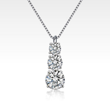 925 ayar Trinity Glow moissanite kolye