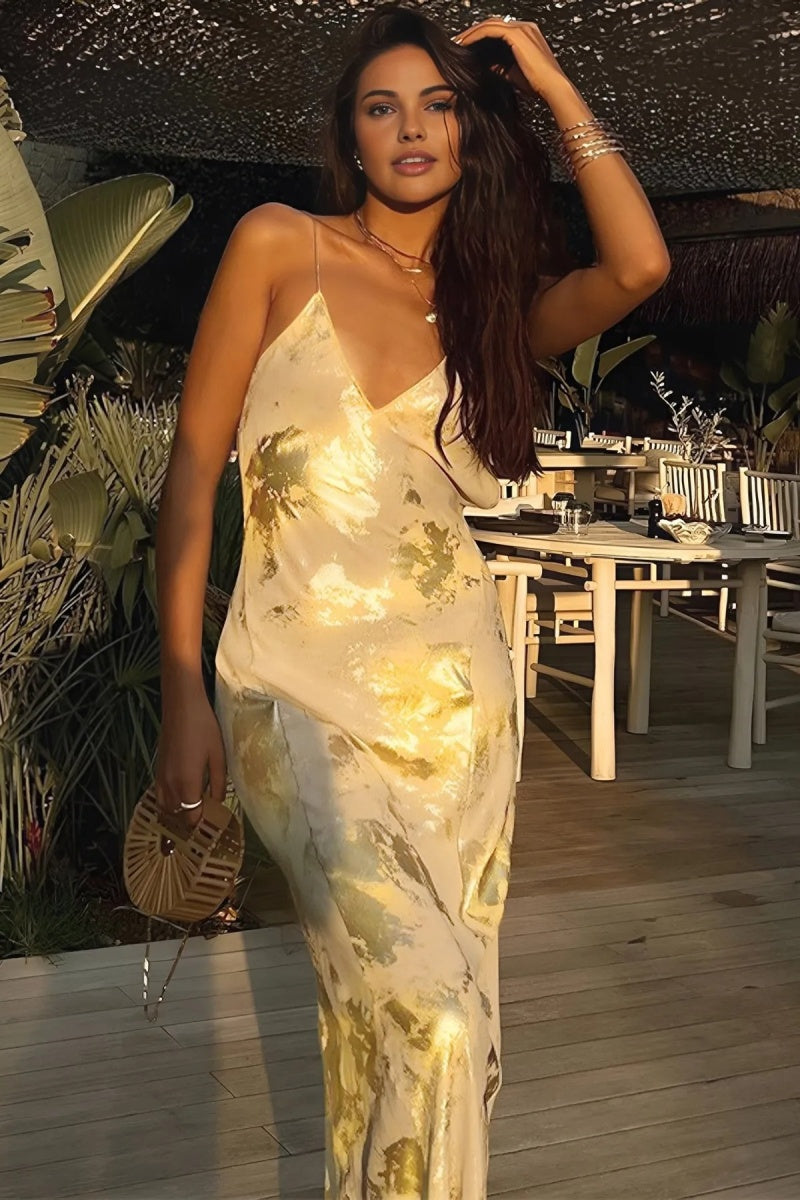 Altın Sırtı Açık Gece Tatili Kolsuz Uzun Elbise