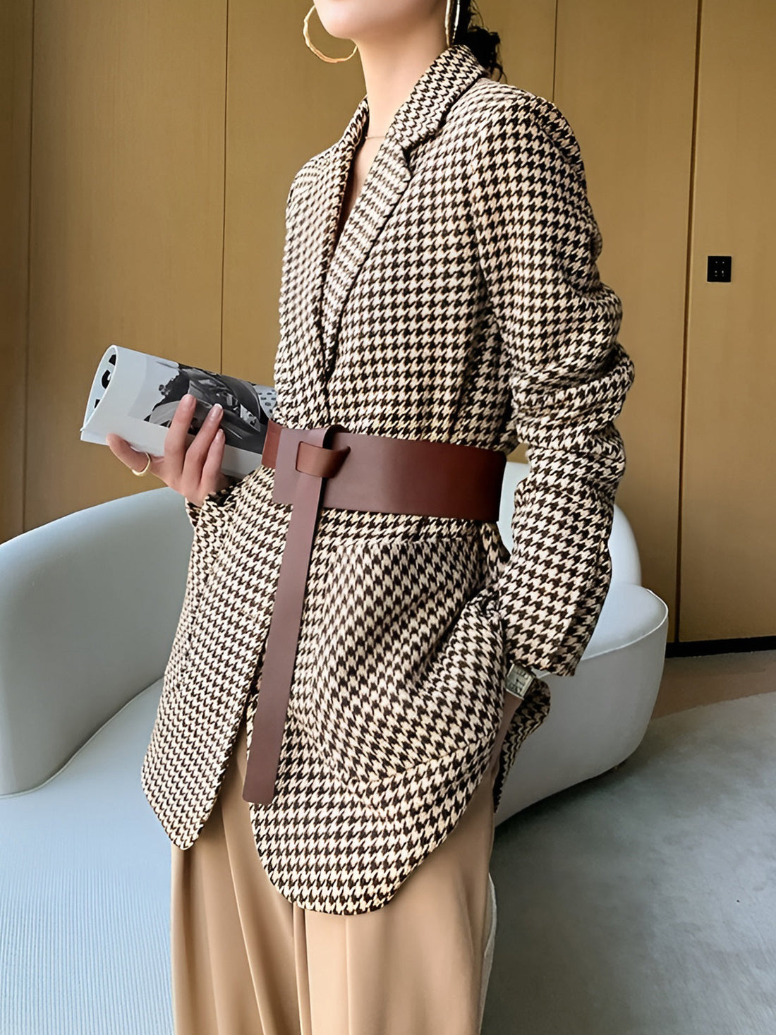 Kemerli Balıksırtı Desenli Bölünmüş Blazer