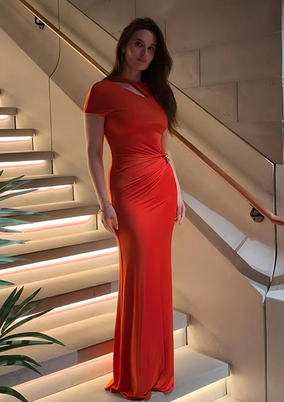 Kılıf Kesimli Uzun Elbise