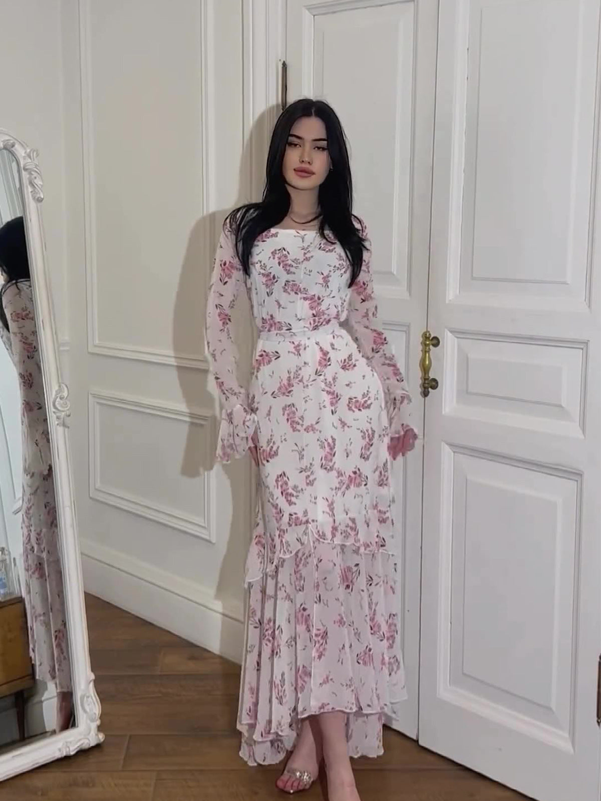 Alisora Romantik Çiçek Desenli Uzun Şifon Elbise