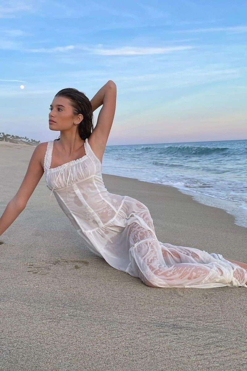 Anastasia Beyaz Uzun Elbise