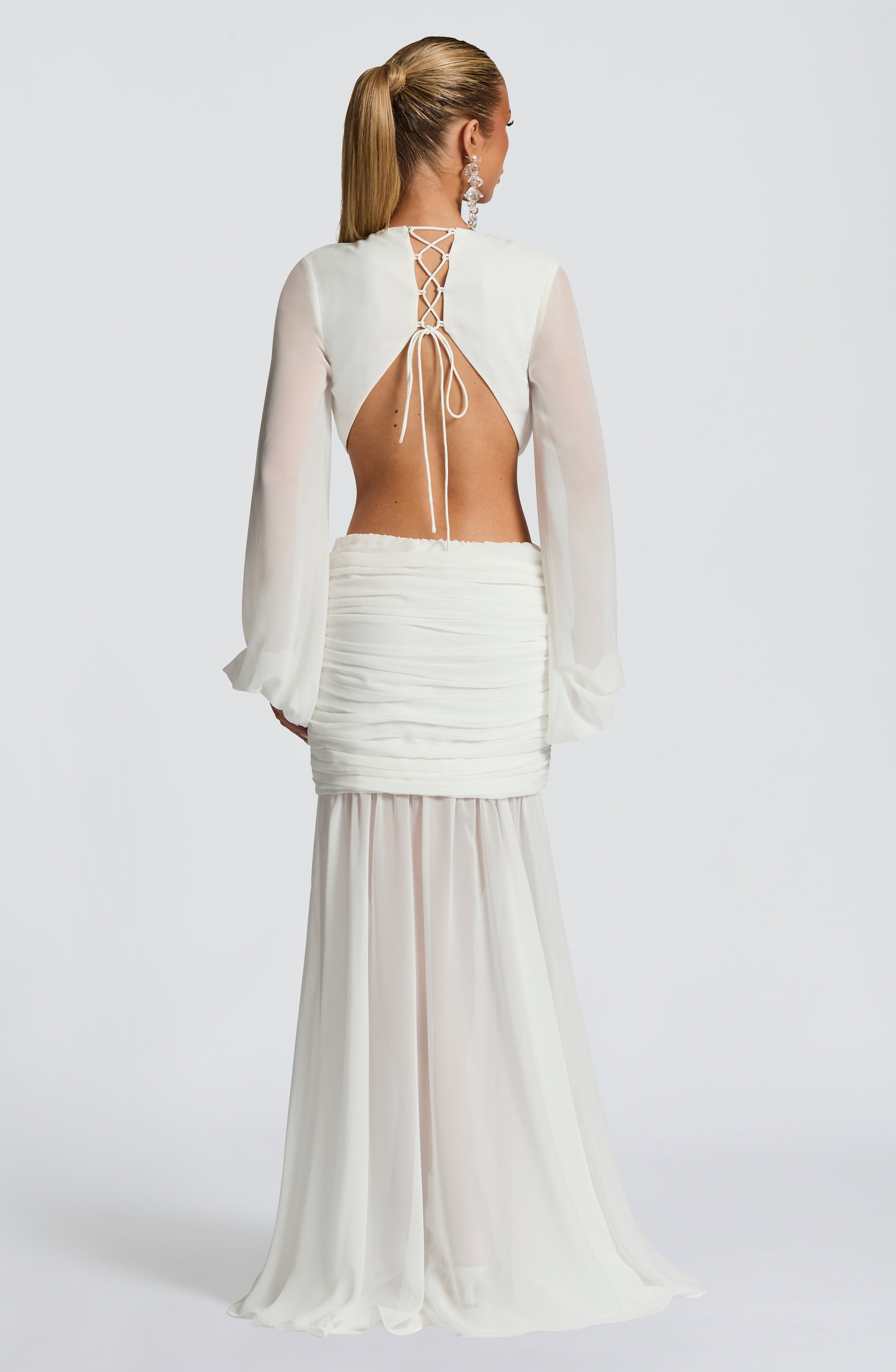 Beyaz Şifon Cut-Out Maxi Elbise