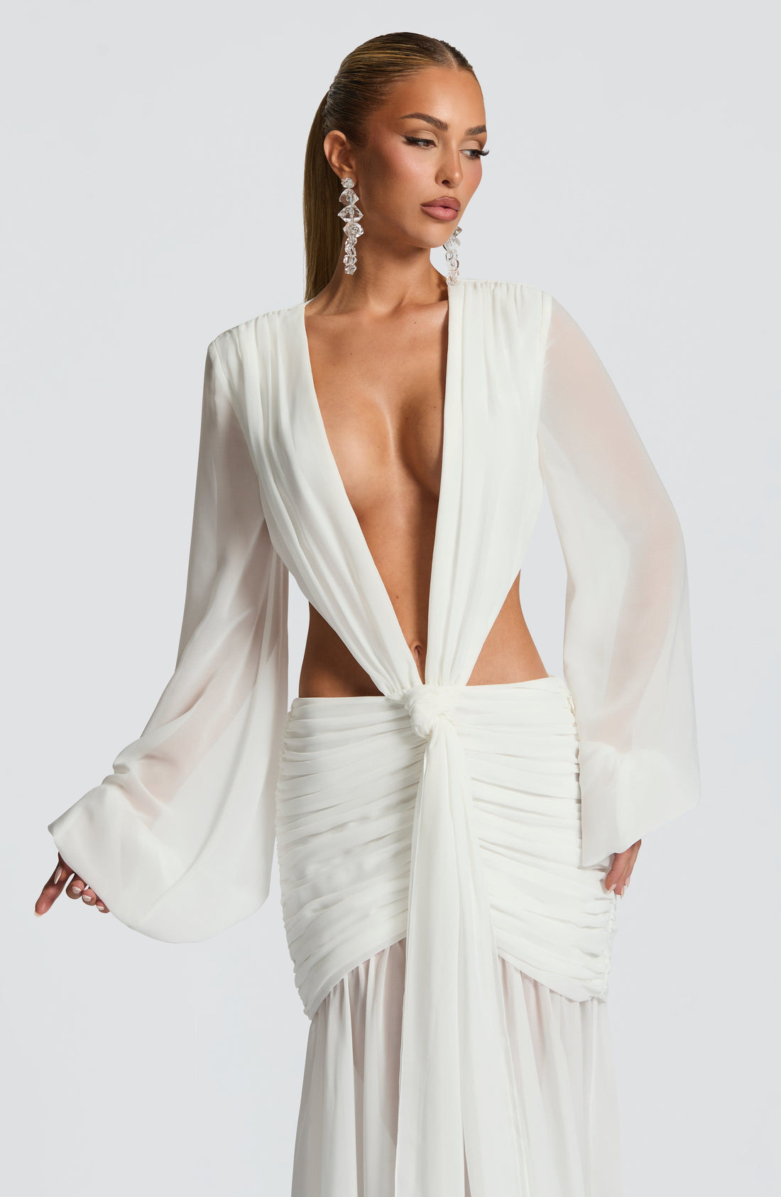 Beyaz Şifon Cut-Out Maxi Elbise