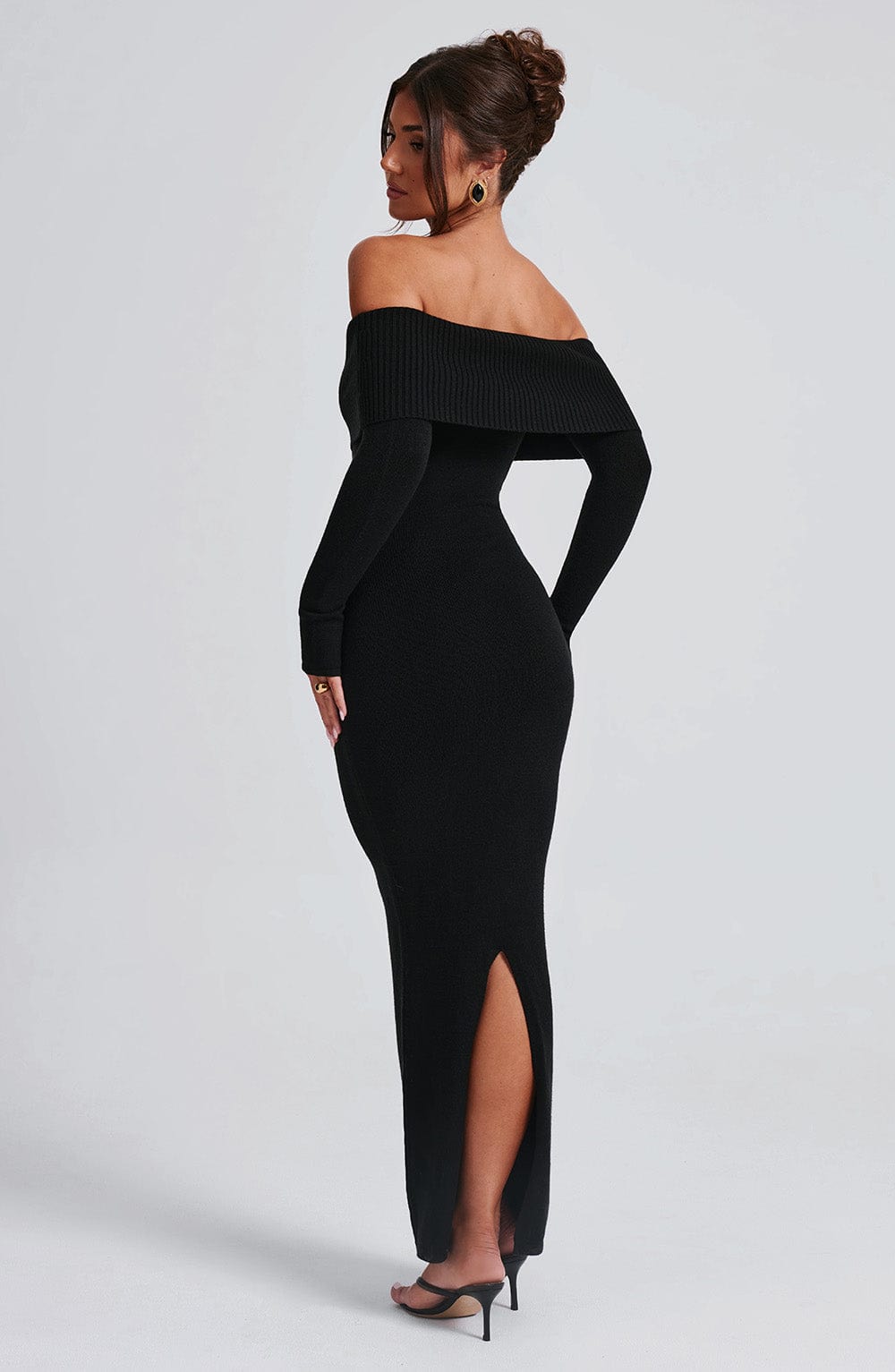 Siyah Off-Shoulder Uzun Elbise