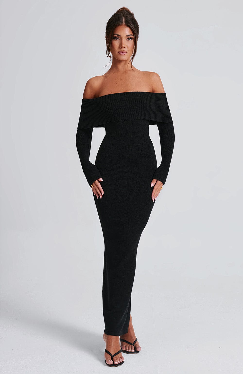 Siyah Off-Shoulder Uzun Elbise