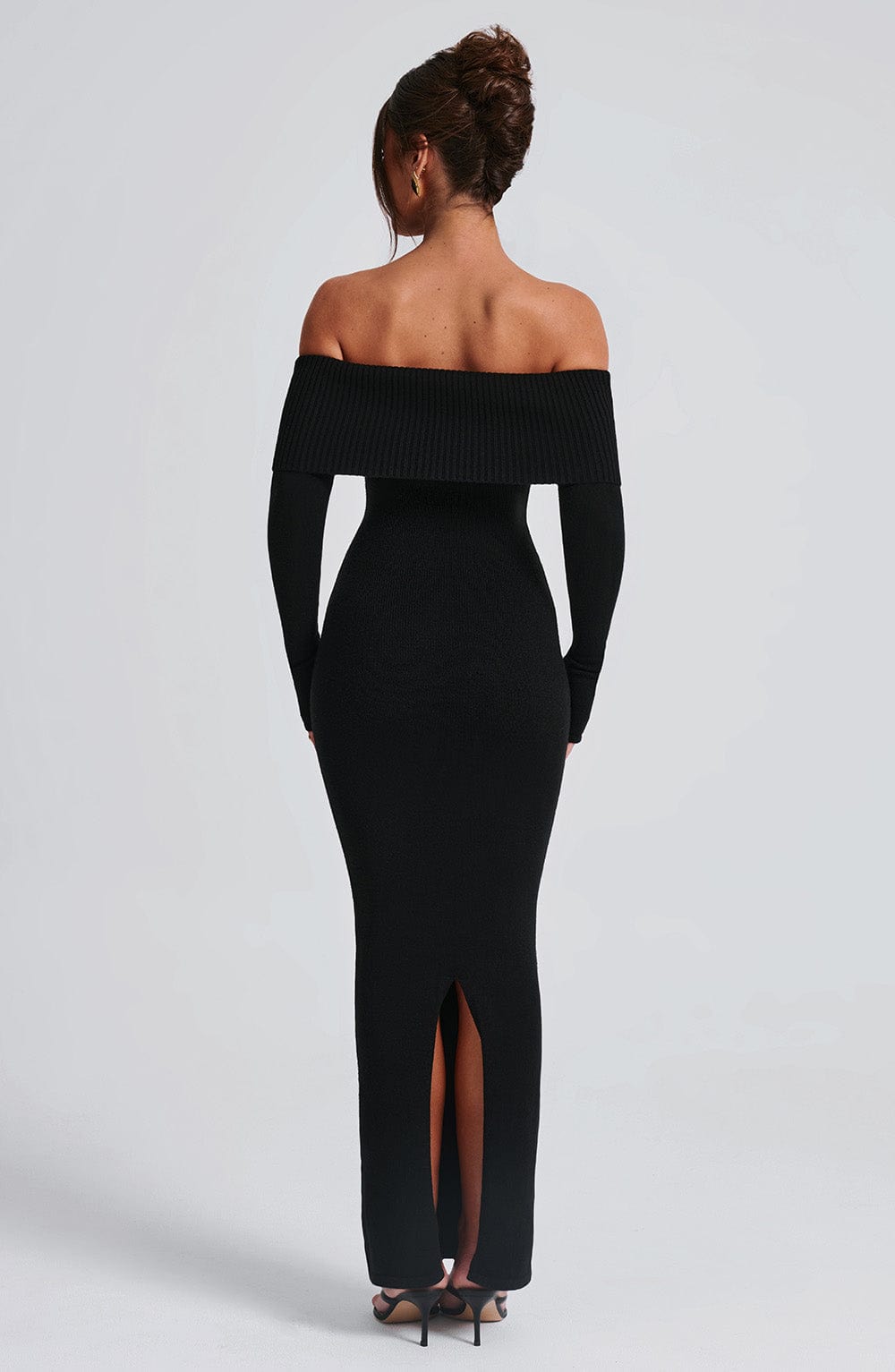 Siyah Off-Shoulder Uzun Elbise