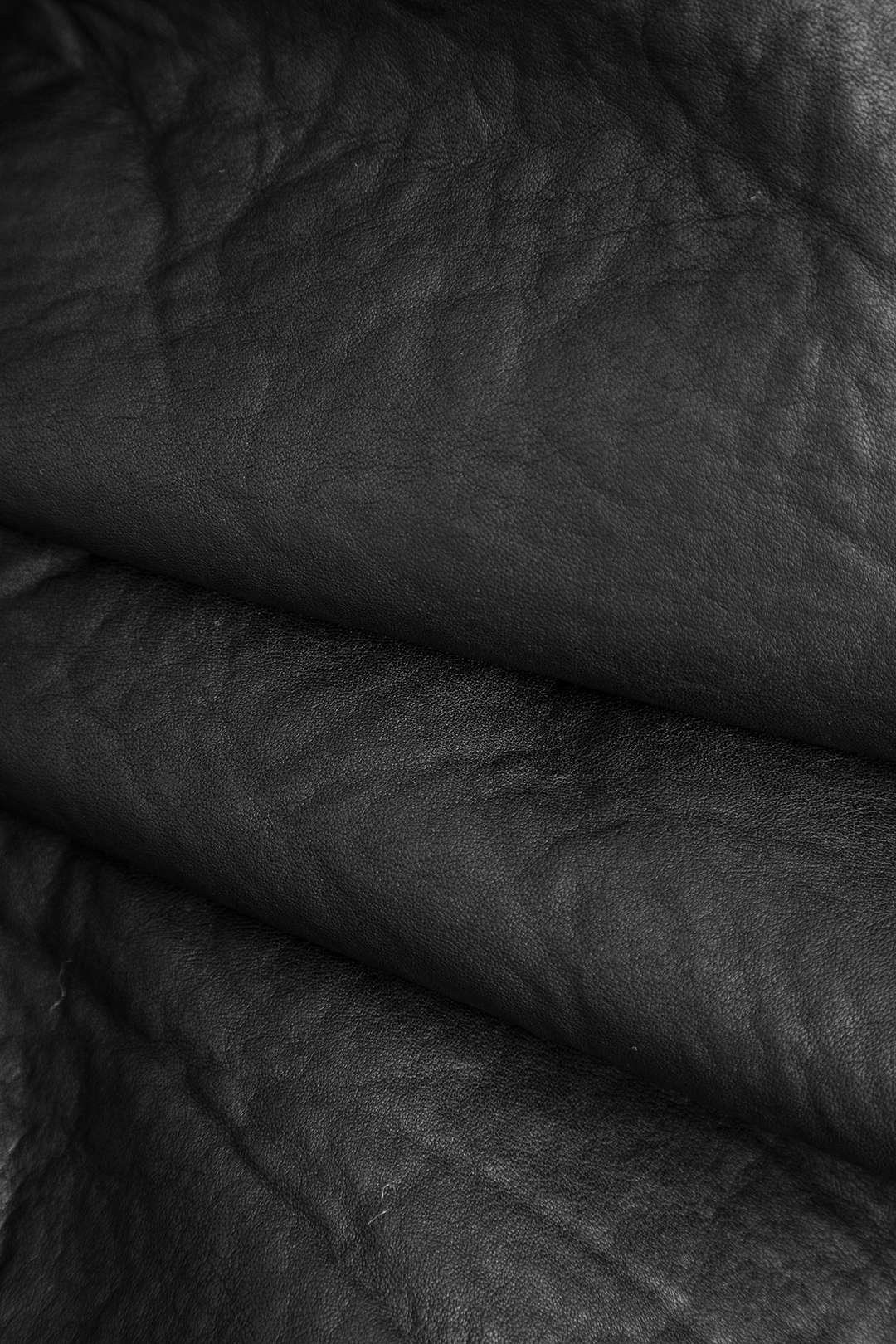 Solid Faux Leather Fleece Mont
