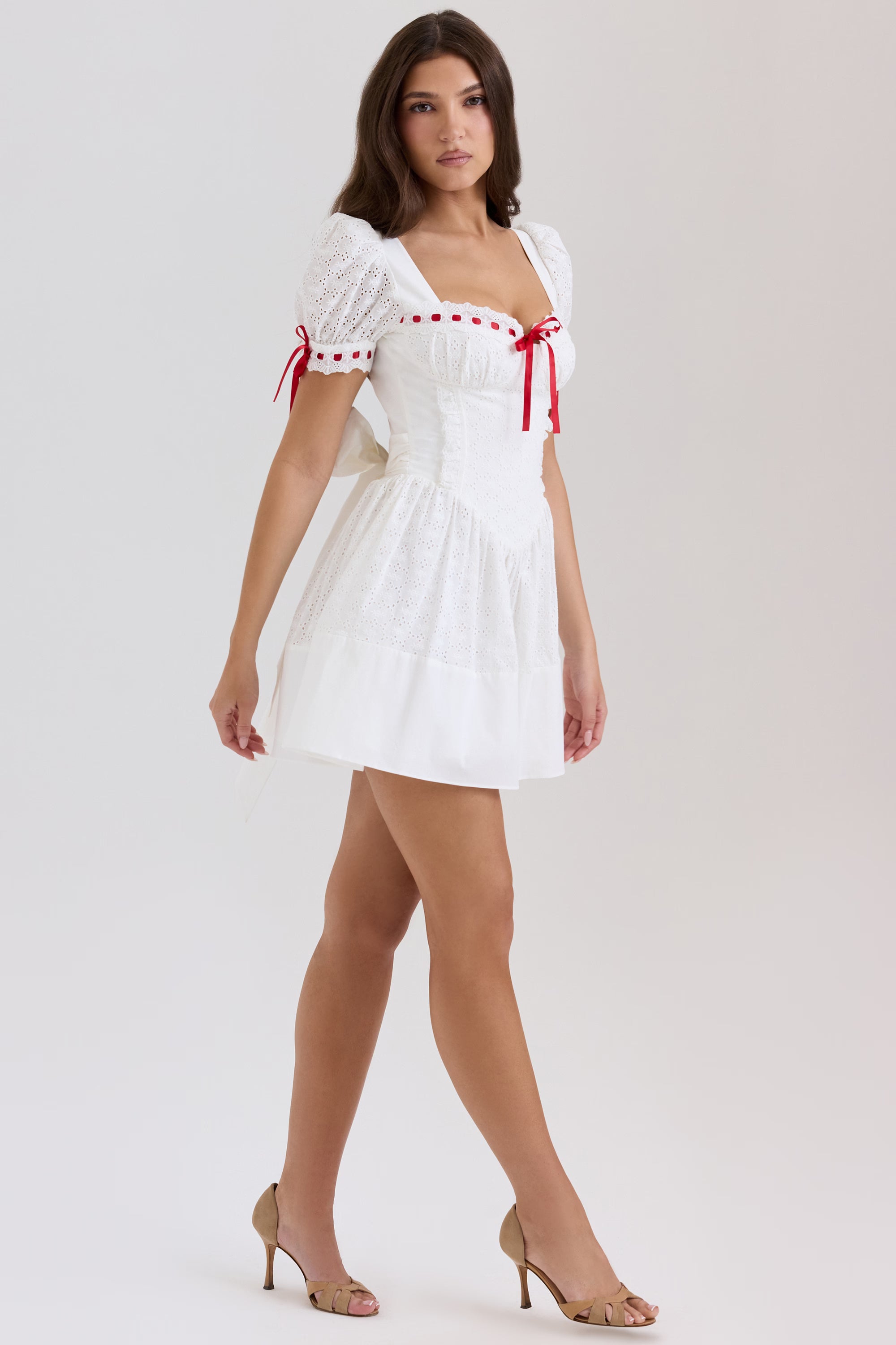 Jana Beyaz Broderie Anglaise Puf Kol Mini Elbise