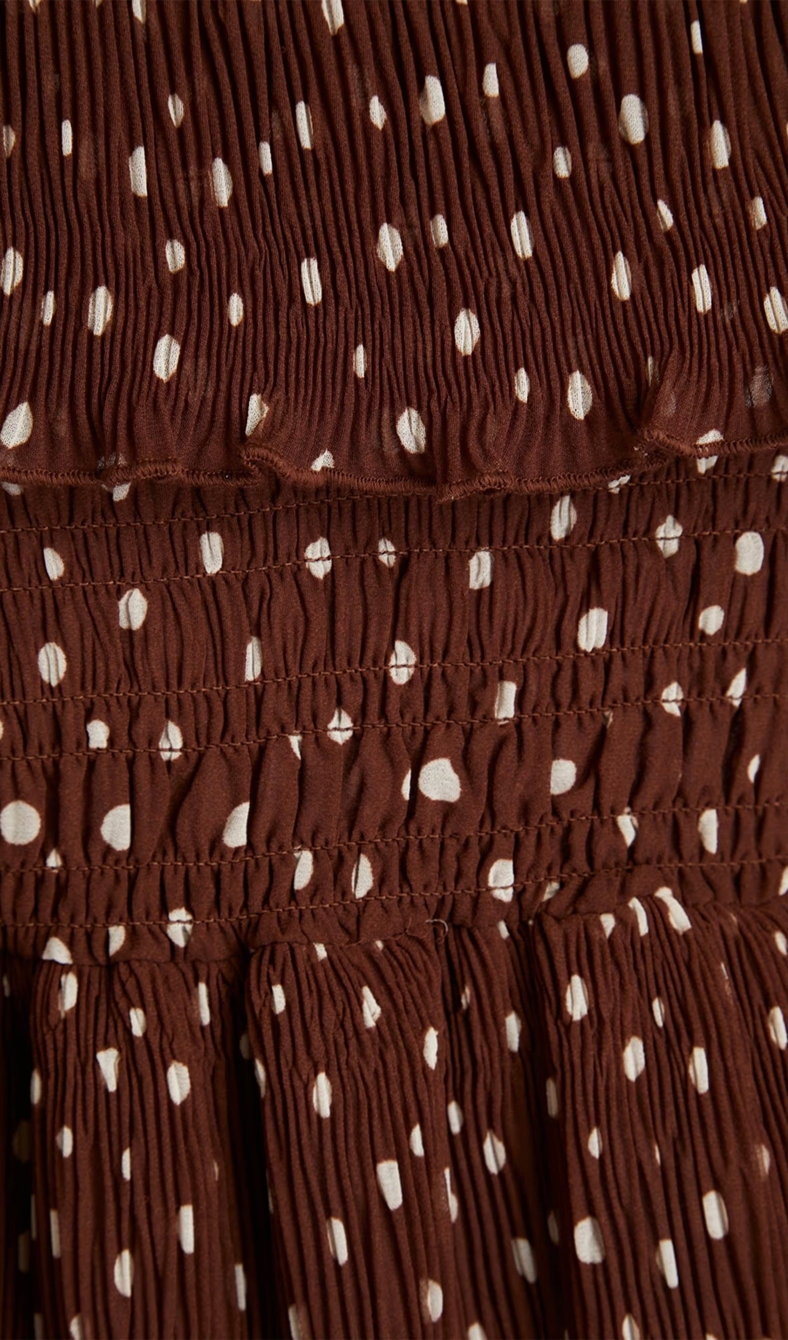 Rüschenkleid mit Polka-Dots